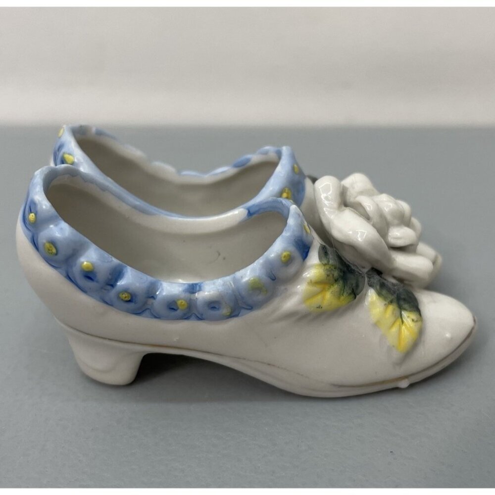 Mini Miniature Vase Pitcher Shoes Porcelain White Floral Flower Made in Japan - Picture 13 of 16